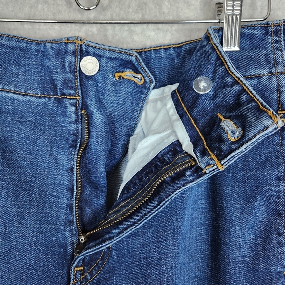 Banana Republic High Rise Straight Fit Relaxed Jeans Size 31/12 EUC - Picture 4 of 13